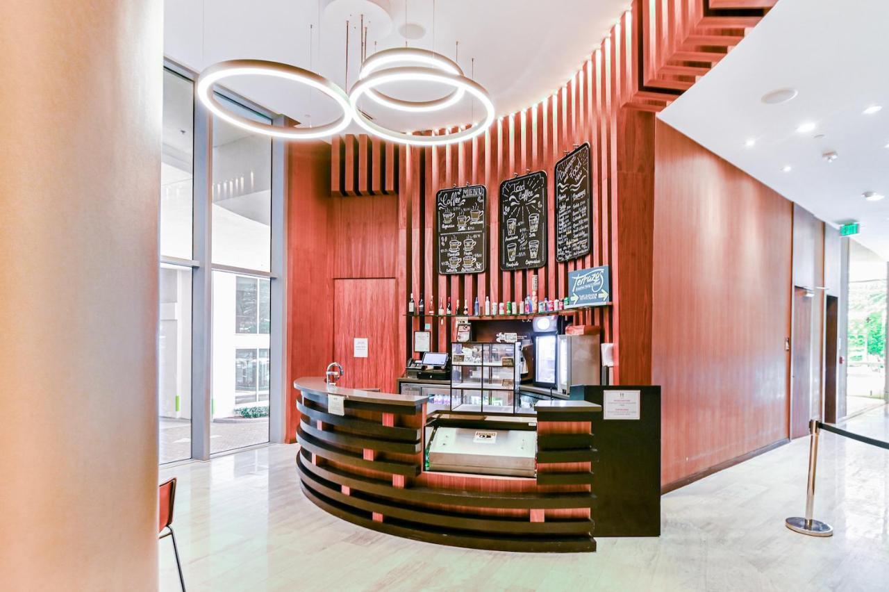 Luxurious Hyde Resort Apartments Hollywood Esterno foto